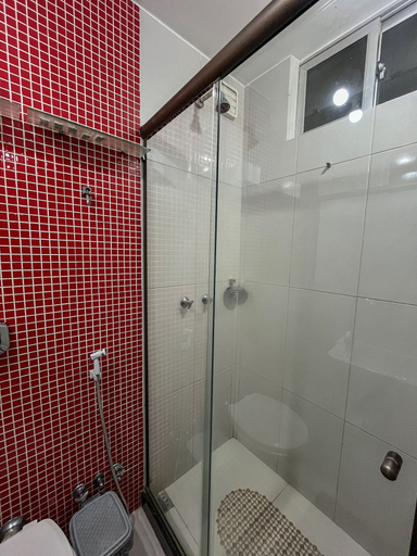 Bathroom 2, Apartamento perto da praia de Copacabana, Rio de Janeiro
