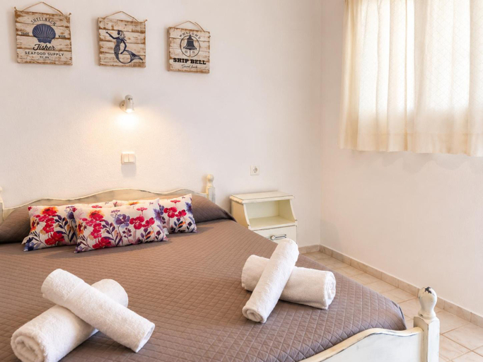 Bedroom 2, Villa Amy, Thessaly