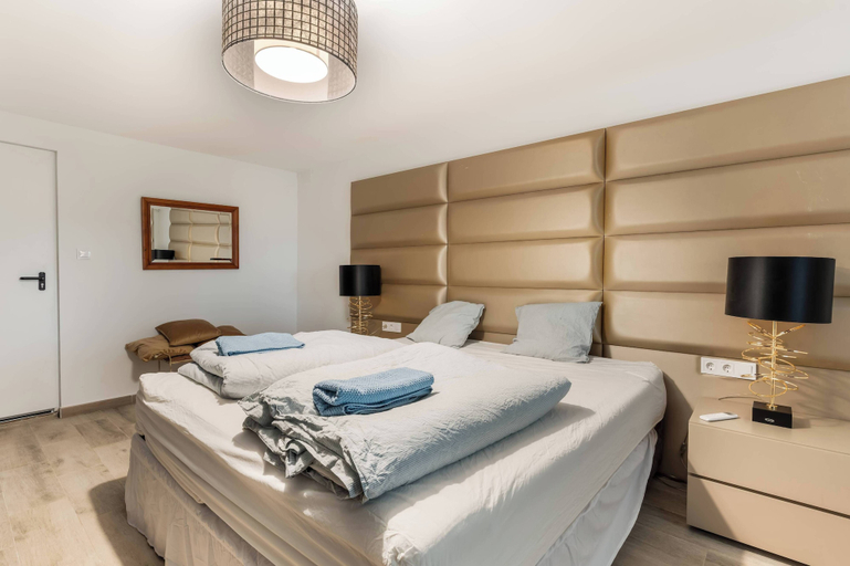 Room 5, The Padel Villa, Málaga