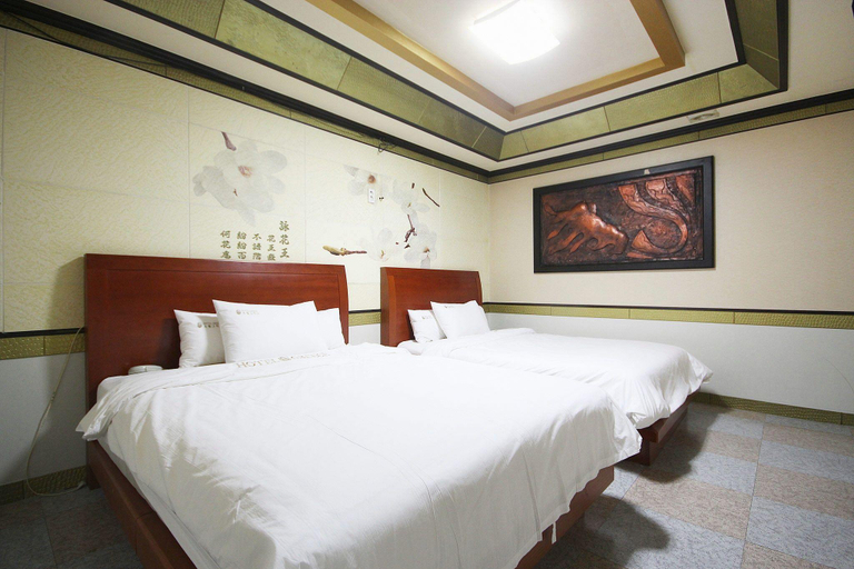 Bedroom 4, Mokpo Greece, Muan