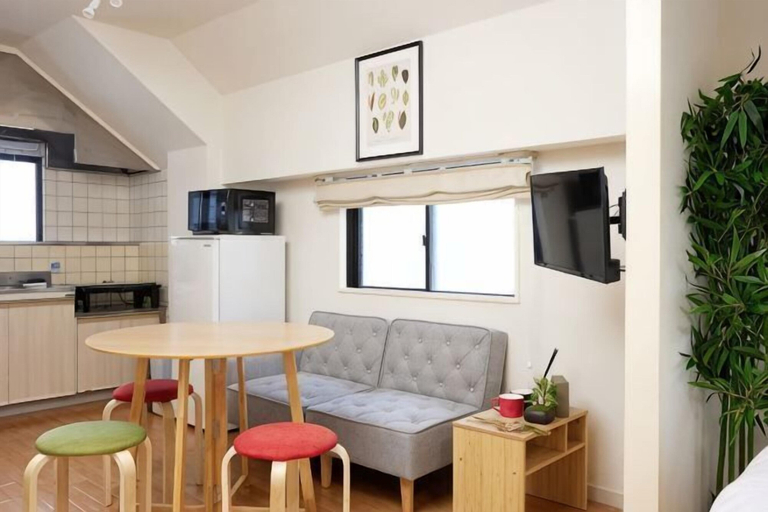 Room 5, LiLi House Tateishi, Katsushika