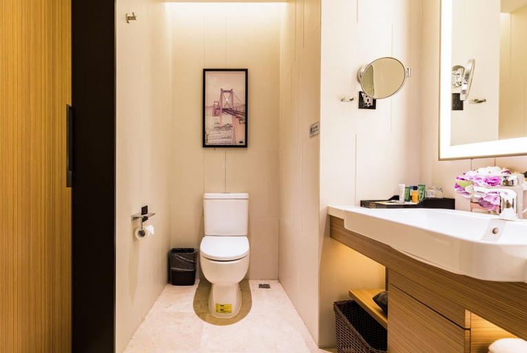 Bathroom 3, Hampton by Hillton Xiamen City Plaze, Xiamen