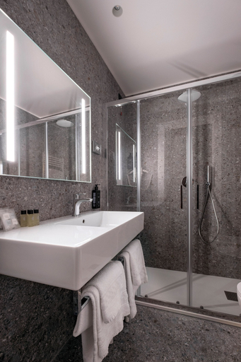 Bathroom 3, Hotel Del Lago 1934 & SPA, Terni