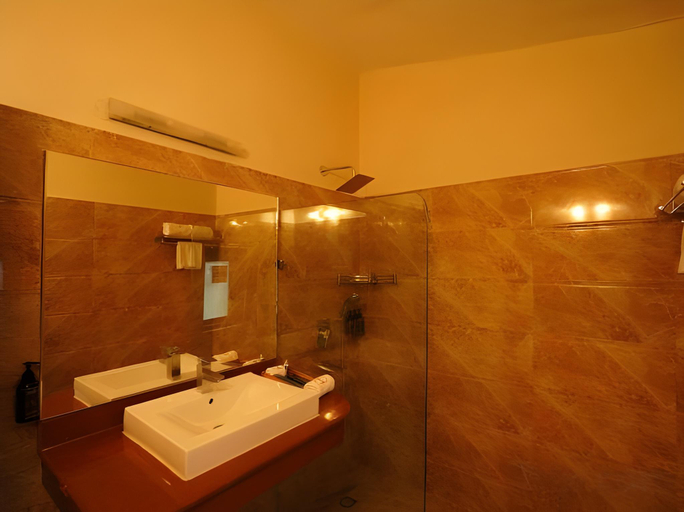Bathroom 4, Bel-La Monde Hotel "Riverside" - Jim Corbett, Nainital