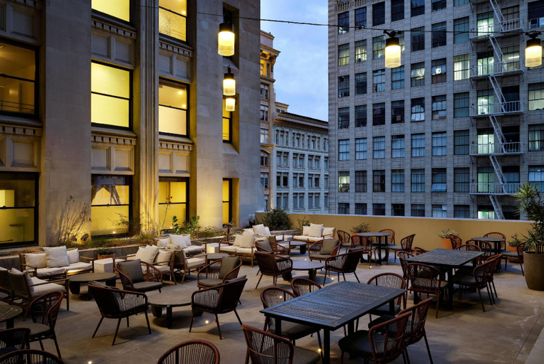 Food & Drinks 4, The Winfield Lofts, a Wyndham Hotel, Los Angeles
