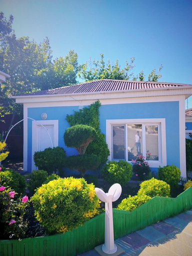 Property grounds, Santo Mare Hotel & Restaurant, Baku