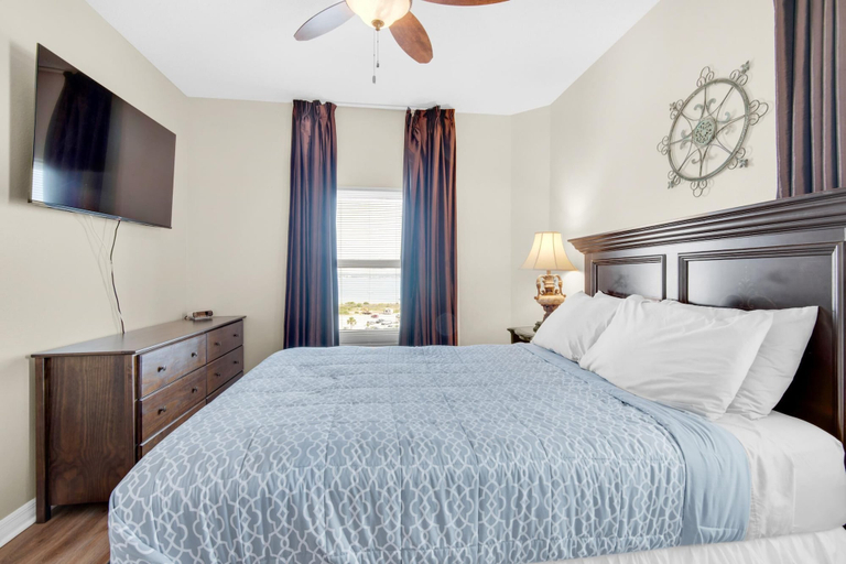 Bedroom 1, Inn At Summerwind 701, Escambia