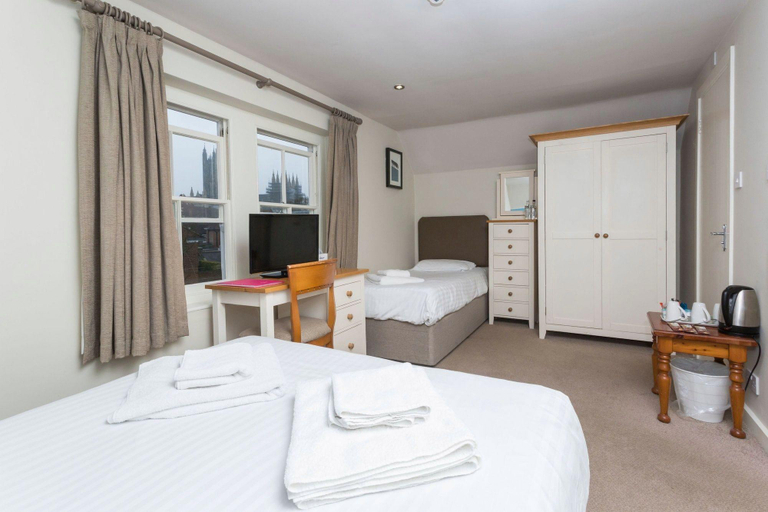 Bedroom 2, The Millers Arms, Kent