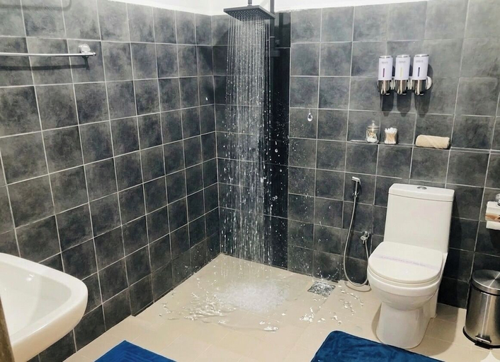Bathroom 4, Sunshine Resort and Spa, Dambulla