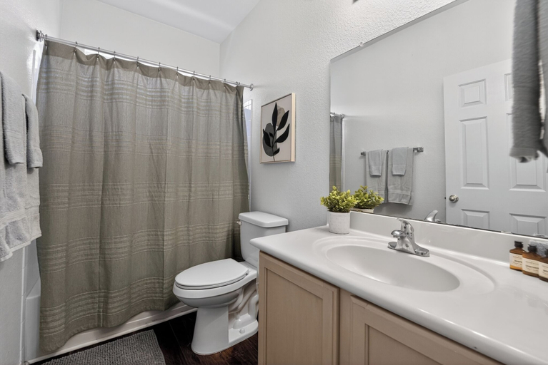 Bathroom 3, Sonesta Tucson, Pima