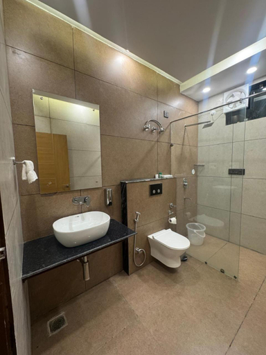 Bathroom 4, Nakshville, Nainital