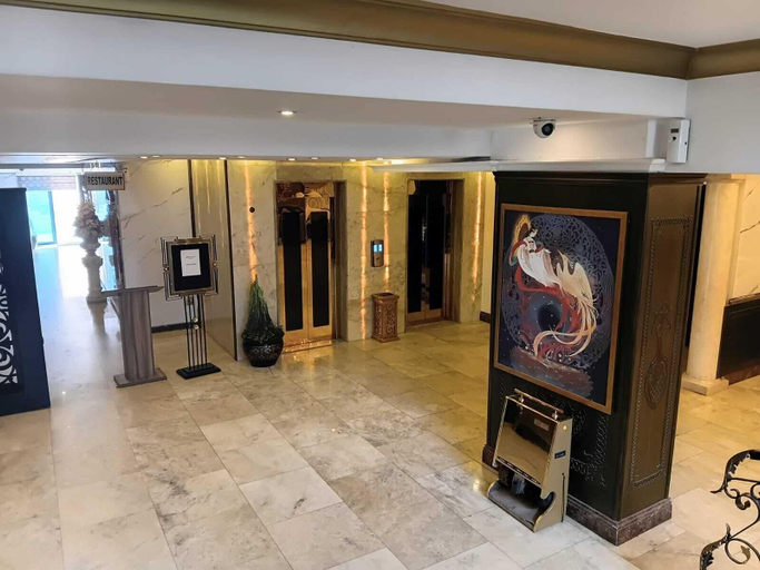 Interior 5, SWEIFIEH, Amman
