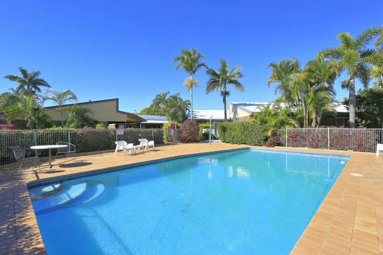 Sport & Beauty, Smart Motels Bert Hinkler , Bundaberg