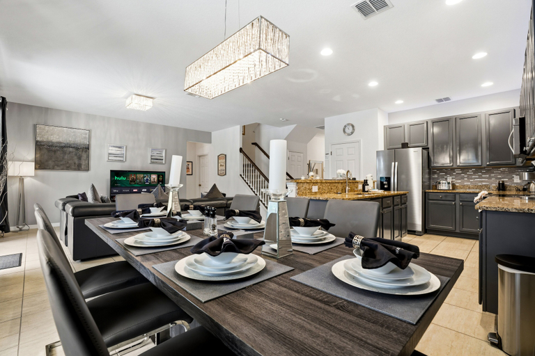 Food & Drinks 5, Blissful Retreat 6 Bedrooms, Polk