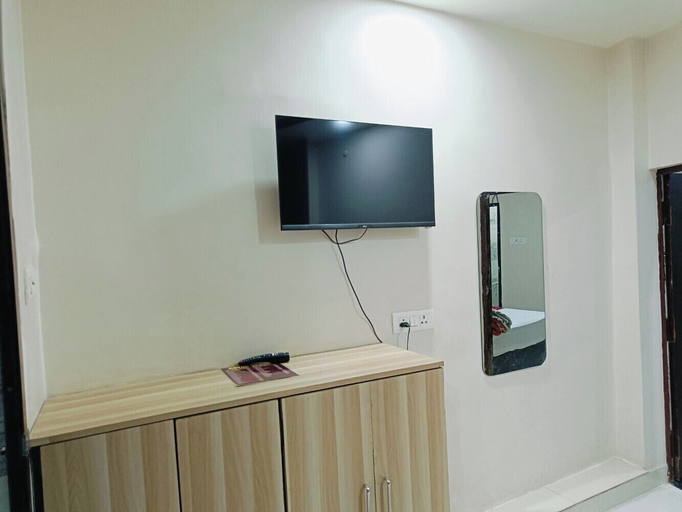 Others 5, The Royal Green Residency, Varanasi