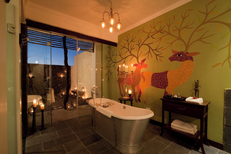 Bathroom 5, Samode Safari Lodge, Umaria