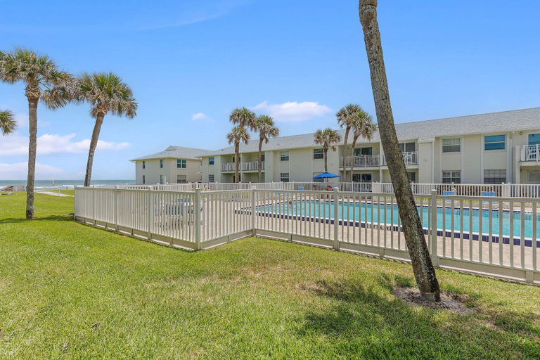 Pool, Relaxing King Suite With Poolside Patio & Partial Ocean Views, Volusia