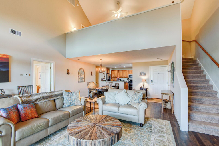 Interior 4, Sugar Sky at The Reserve II, Avery