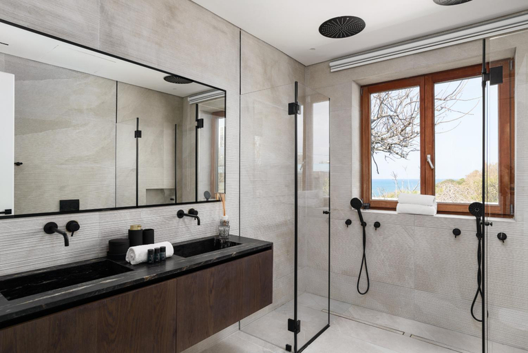 Bathroom, Mamad Luxury Villa & Wild Beach By Feelhome