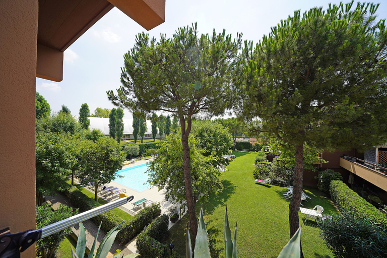 Pool 3, Residence Riviera 43 by Wonderful Italy, Brescia