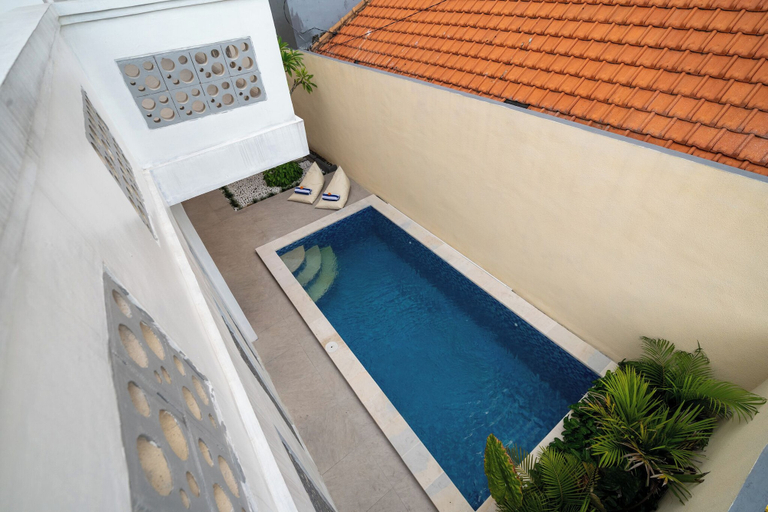 Pool 2, Cozzy Ayura Villa Legian, Badung