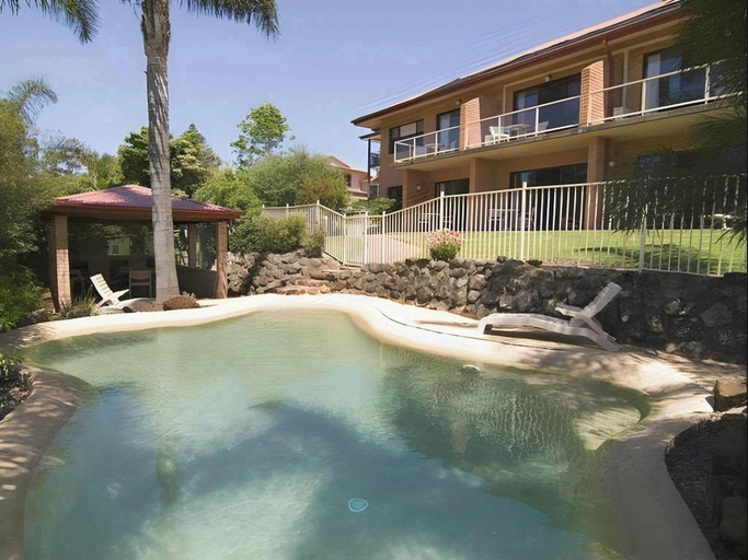 Sport & Beauty 2, Mollymook Seascape Motel, Shoalhaven - Pt B