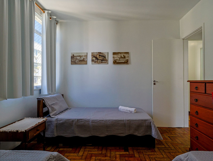 Room 3, Apto a 700m da Praia do Leblon com Wi-fi e ar, Rio de Janeiro