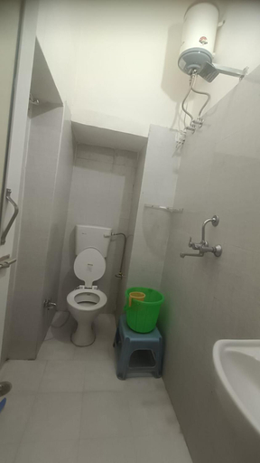 Bathroom 2, Homestay Urmil Basant, Jaipur