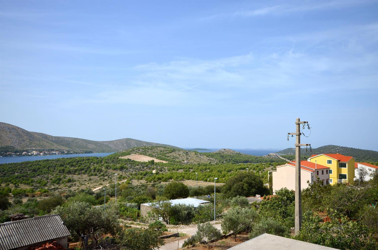 Others 4, Apartments Kata, Šibenik