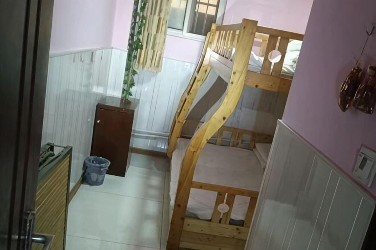 Bathroom, Shun Feng Yuan Hostel, Qingdao