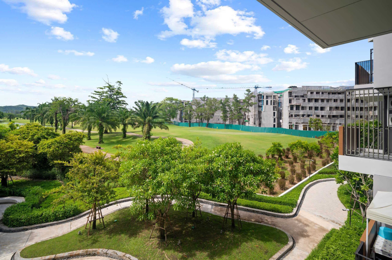 View from room 4, Skypark Aurora Building 2 in Laguna by Banyan Living, Pulau Phuket