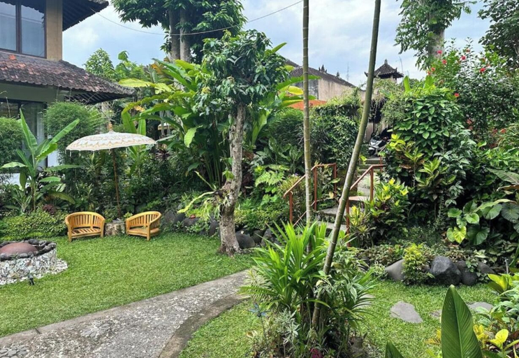 Property grounds, Unique 1BR Villa Ubud Center, Gianyar