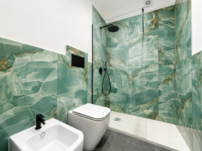 Bathroom 5, Zagara House, Palermo