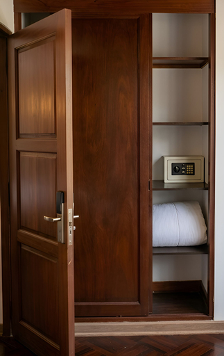 Interior 4, De Ville Inn, Lima
