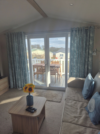 Living area 5, 2 x Cabin Retreat in Coldingham, Scottish Borders