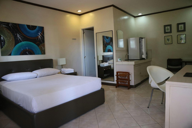 Bedroom 3, Riverview Resort and Conference Center, Calamba City