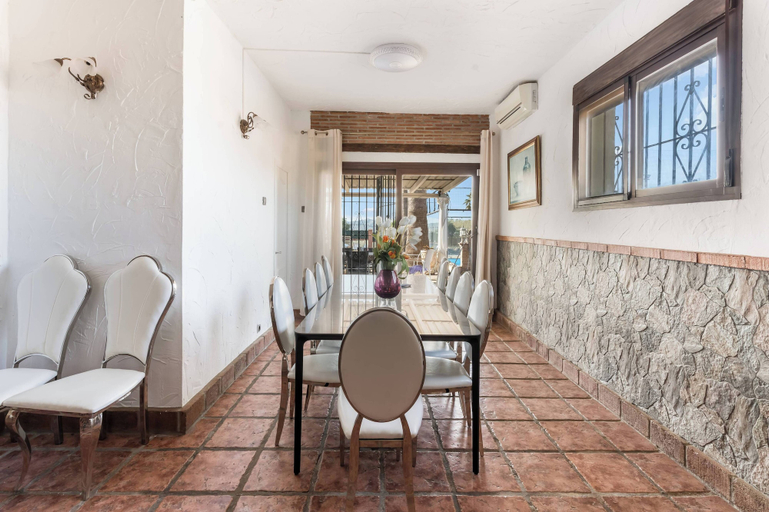 Dining 2, The Padel Villa, Málaga