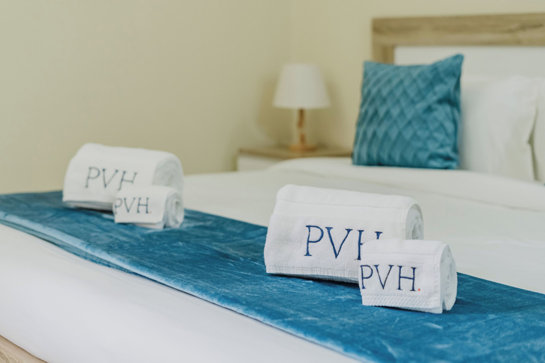Room 4, PVH - Lincoln Park - Sleek Studio, Dubai