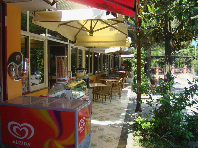 Food & Drinks 5, Hotel Zeus, Napoli