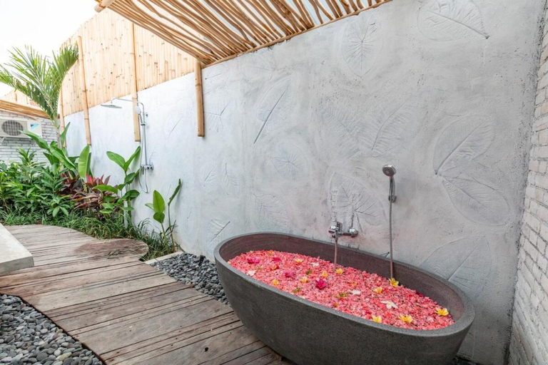 Bathroom 4, Sanctuary Villas, Gianyar