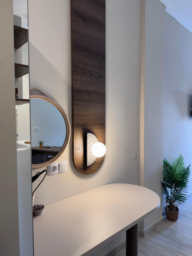 Bathroom 2, Athena's Studios 2, Central Macedonia
