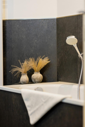 Bathroom 3, Neptun Hotel Kuhlungsborn, Rostock