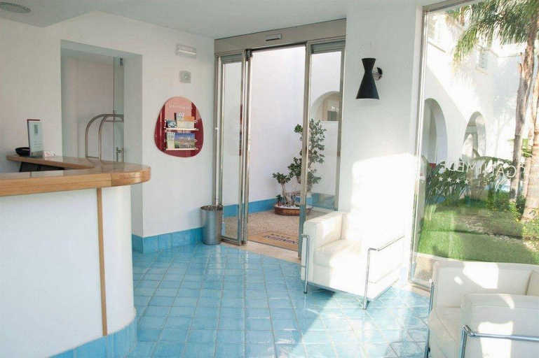 Bathroom 5, Ganimede Hotel, Latina