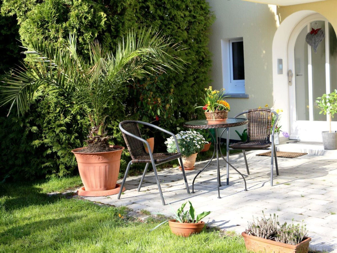 Terrace/patio 5, Holiday Apartment With 1 Bedroom, Konstanz