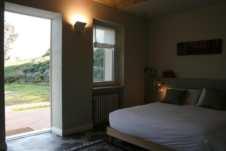 Room 5, Cascina Fazioli, Alessandria