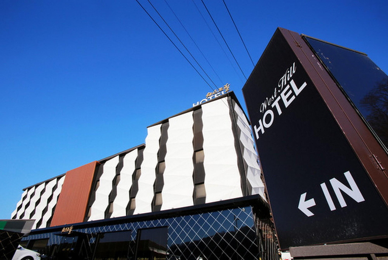 Exterior & Views 1, Paju Westhill Hotel, Paju