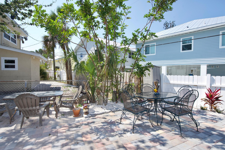 Exterior & Views 2, Mermaid Tales 2BR #5 and #6, Lee