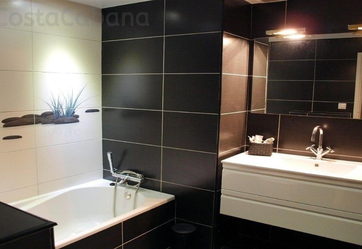 Bathroom 3, Costacabana - Villa Fransisca, Girona