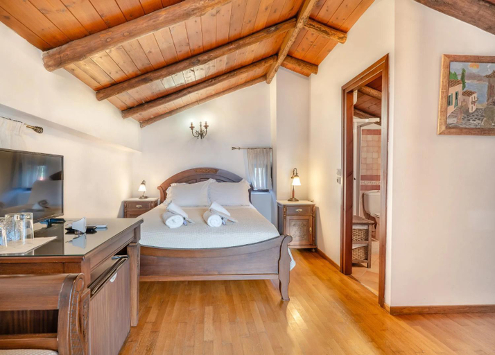 Bedroom 2, Castello di Haria, Peloponnese