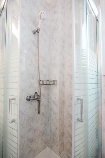 Bathroom 3, Glyfada Beachfront Apartment A3g 58a, Ionian Islands